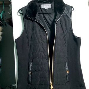 Andrew Marc black vest, NEVER WORN